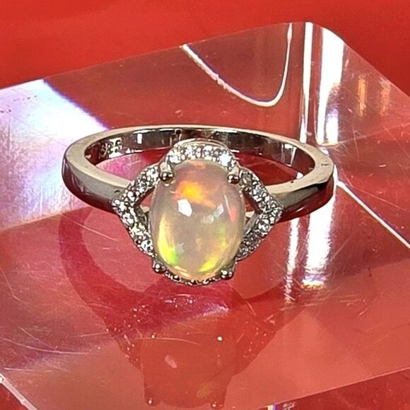 925 Sterling Silver Ring Sz 6.75 With Natural White Opal 6x9mm & Cz - Picture 8 of 12